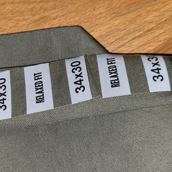 Dockers Comfort Relaxed gray khakis - Picture 5 of 6